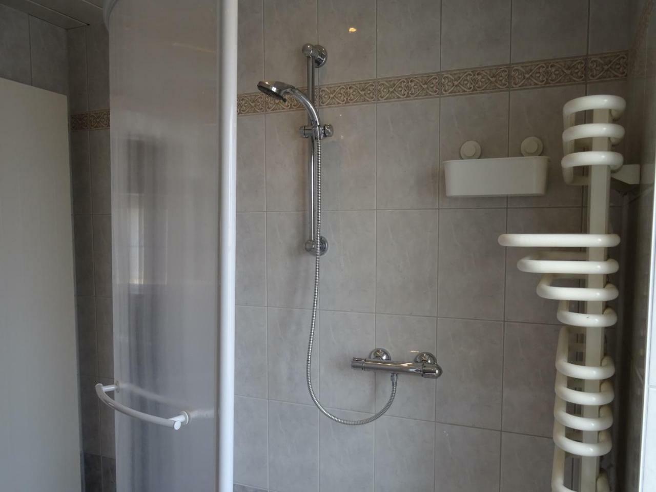 Ferienhaus Wohnen Unter Freunden Άρνσταντ Εξωτερικό φωτογραφία