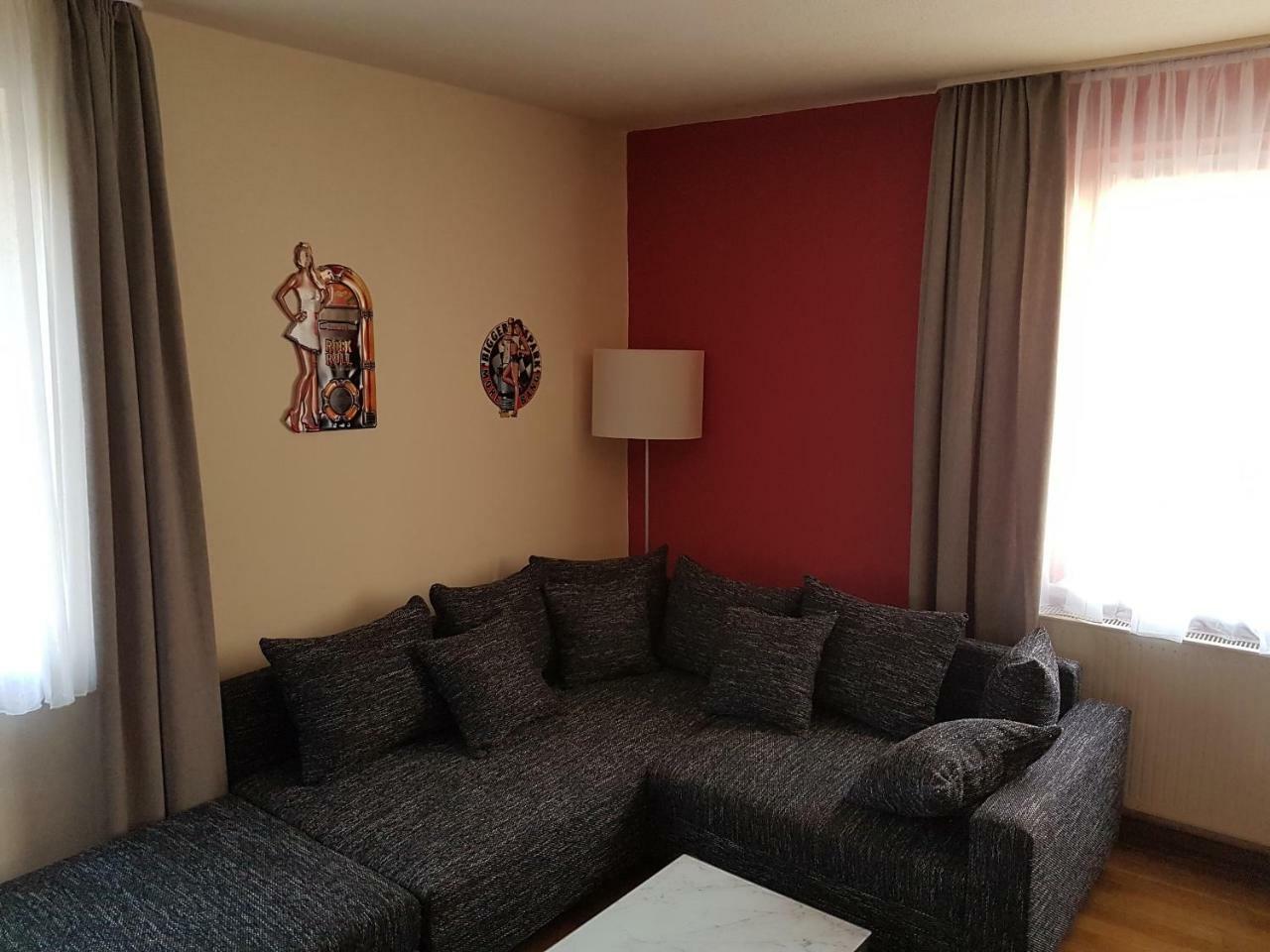 Ferienhaus Wohnen Unter Freunden Άρνσταντ Εξωτερικό φωτογραφία